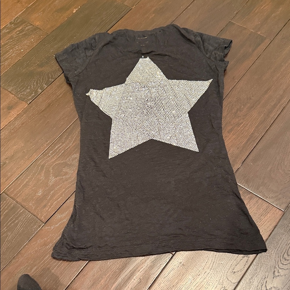 Black Star Short Sleeve Tee